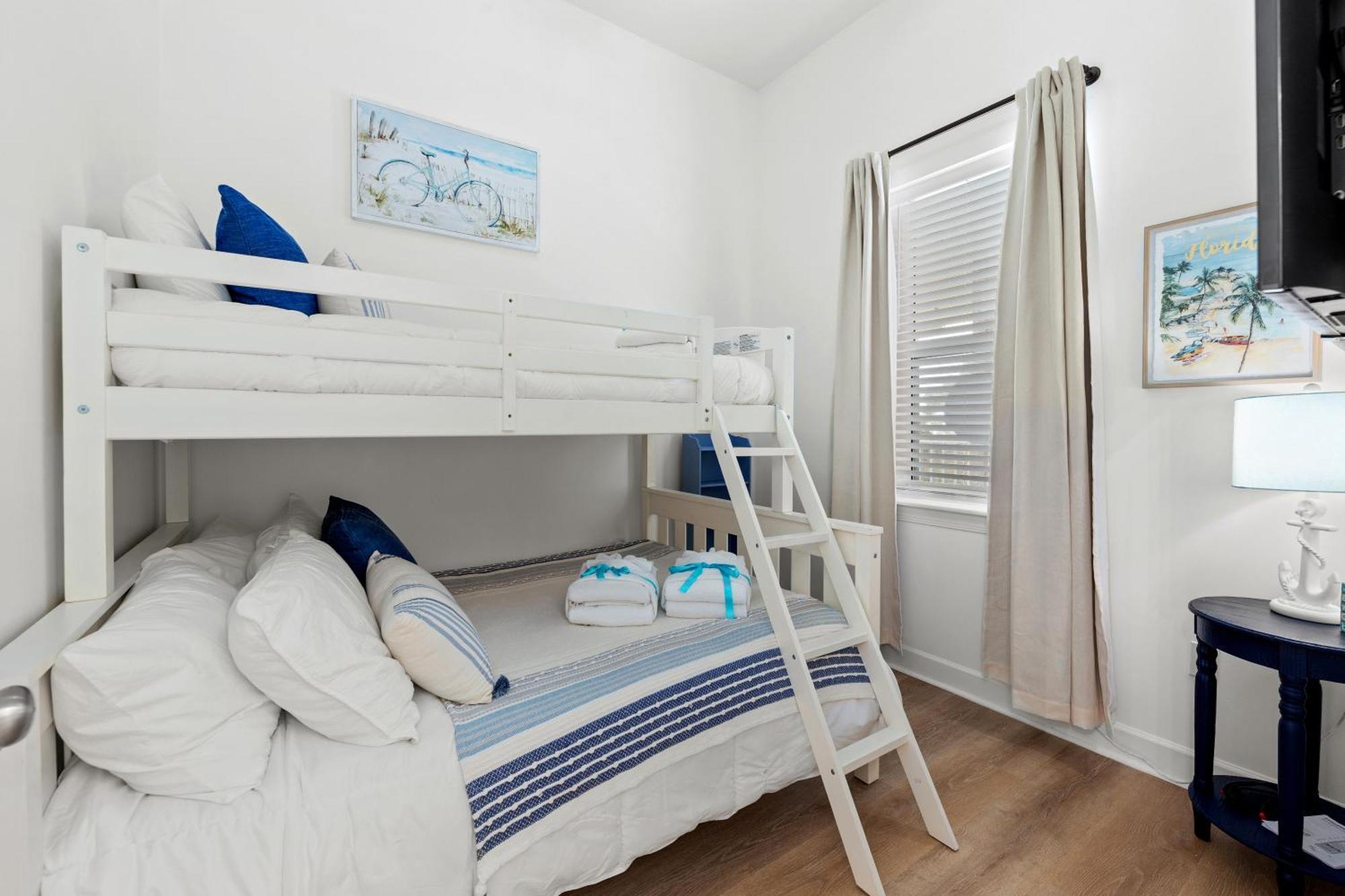 Remarkably Updated 3/2 In Seagrove Highlands - Gulf Views Sleeps 9! Santa Rosa Beach Exterior photo
